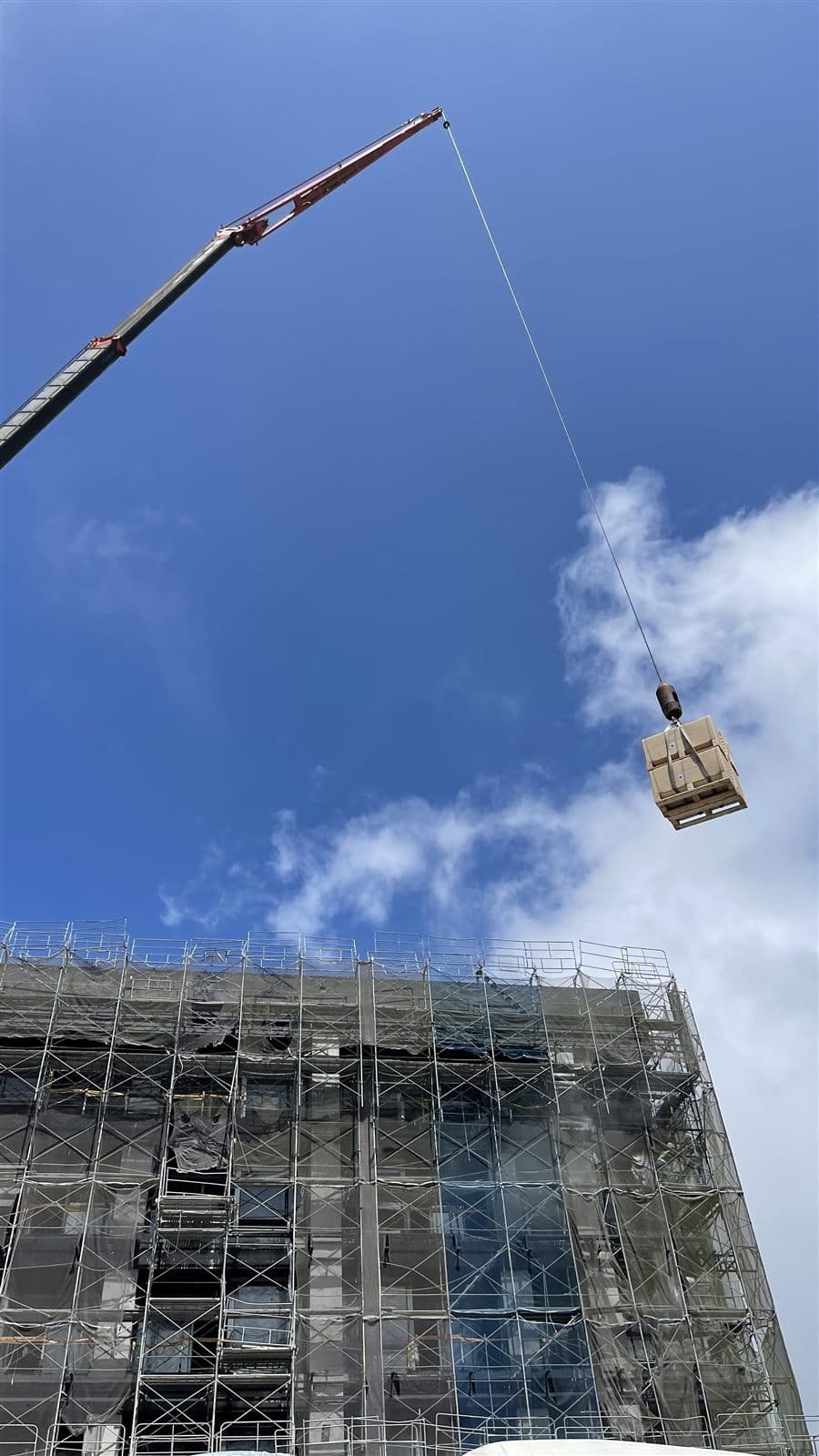Equipment lifting at a project site